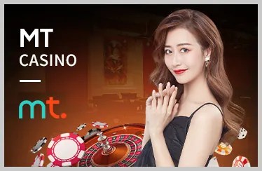 Người chơi đang chọn trò chơi yêu thích tại huebet1